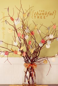 very-cute-thankful-tree